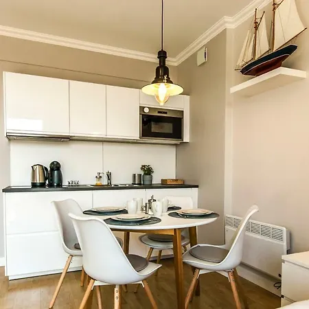 Apartament Nadmorski 公寓 索波特